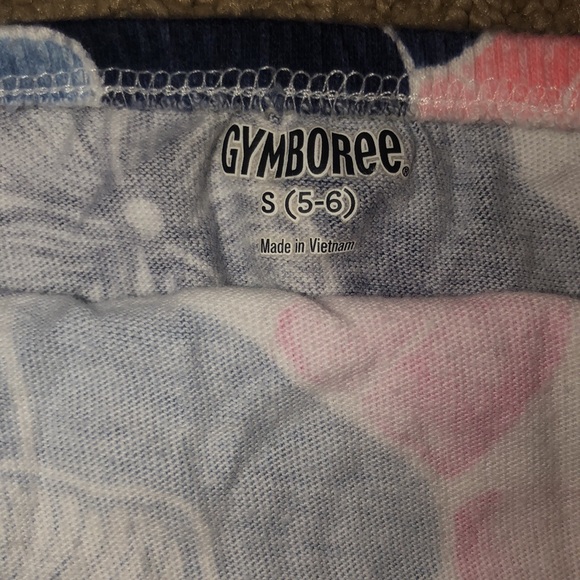 This is a floral dress in the size 5/6! It’s in white,blue,pink,and dark blue! - Picture 2 of 2